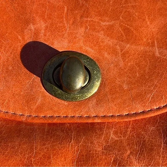 Vintage Hobo Orange Leather Distressed Crossbody Bag - Picture 2 of 7